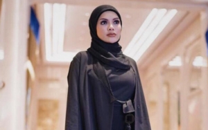 Nikita Mirzani Tampil Syari Antar Putrinya ke Sekolah Islam, Didoakan Sahabat Kembali Berhijab