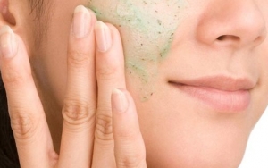 Terlalu Sering Exfoliasi Dapat Memunculkan Berbagai Permasalahan Kulit