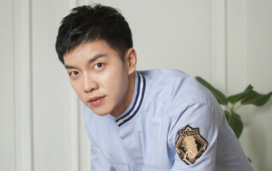 Aura Kebapakan Lee Seung Gi Lagi-Lagi Terpancar Jelas di Teaser Foto 'Little Forest'