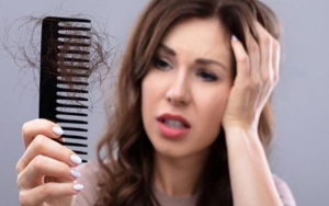 Dapatkan Rambut Sehat dan Bebas Rontok dengan Mengonsumsi Air Putih Secara Teratur