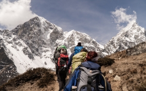 Viral Kisah Wanita Pendaki Gunung Rinjani Disetubuhi Demi Atasi Hipotermia, Begini Kata Dokter