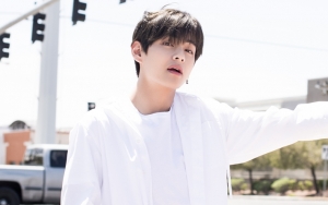 Ternyata Ini yang Bikin V BTS Sadar Dirinya Terlalu Tampan 