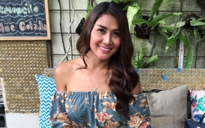 Melly Bradley Sombong Pamer 'Tidur' Bareng Anak Mantan Presiden, Tak Mau Kalah dari Millendaru?