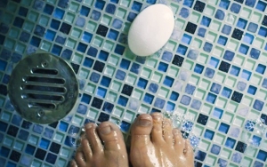 Mandi Dengan Suhu Air Dan Sabun Tertentu Yang pas Bisa Membantu Kulitmu Jadi Lembab