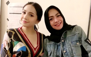Nagita Pakai 'Kemeja Magang' Mahal Hingga Jam Ibu Ratusan Juta, Netter Ramai 'Tampar' Revina VT
