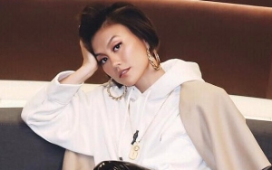 Agnez Mo Punya Cincin Rp 2,4 Miliar Tapi Tetap Kalem, Netter Sindir Artis Lain yang Suka Pamer