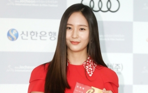 Krystal Akhirnya Comeback Perform Bareng f(x) di SM Town Jepang, Fans Penasaran Encore