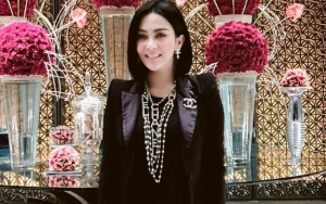  Syahrini Makin Chubby Digoda Bawaan Bayi, Reino 'Calon Bapak' Tak Kalah Gembul Doyan Nyemil