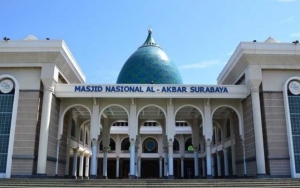 Masjid Nasional Al Akbar, Wisata Religi Ikonik di Surabaya