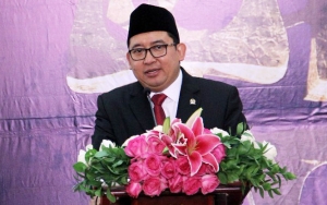 Fadli Zon Ungkap Rasa Duka Cita Atas Meninggalnya Mbah Moen di Mekkah