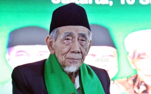Diiringi Tahlil, Jenazah Mbah Moen Dikebumikan di Mekkah Sore Ini