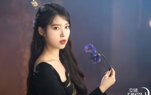 IU Posting Penampilan Seksi di 'Hotel Del Luna', Kocaknya Ngaku Masih Ngumpet