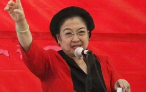 Megawati Minta Kader Hormati dan Beri Tepuk Tangan Meriah Untuk Prabowo Dalam Kongres PDIP