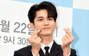 Jauh dari Dugaan, Ong Sung Woo Rupanya Super Imut Saat Syuting Adegan Marah di 'Moment at Eighteen'
