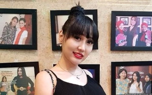 Diberi Name Tag ‘Mbak Fatah’, Lucinta Luna Ngamuk Hingga Sebut Muhammad Fattah Mantan Supirnya