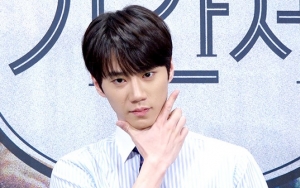 Momen Jun U-Kiss Cium Mesra Seorang Gadis di 'Class of Lies' Sukses Bikin Fans Patah Hati