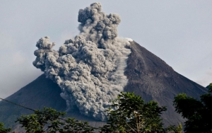 Jelang Perayaan 17 Agustus, PVMBG Imbau Pendaki Waspadai 22 Gunung Berstatus Di Atas Normal