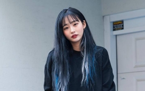 Idol Cantik Mantan Trainee 'Idol School' Ini Akui Biseksual, Umbar Foto Cium Pacar Cewek
