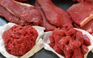 Pisahkan Daging Sesuai Jenisnya Sebelum Disimpan Dalam Freezer