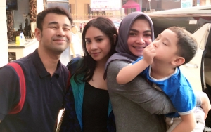 Nagita Slavina Rayakan Idul Adha Makan Bareng Keluarga, Rempeyek Di Meja Bikin Salfok Warganet