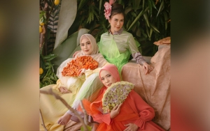 Kartika Putri Jalani Maternity Shoot Ala Buah-Buahan Bareng Fitri Tropica dan Syahnaz Sadiqah