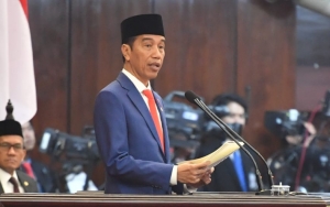 Jokowi Minta Indonesia Waspadai Ketidakpastian Ekonomi Global, Singgung Depresiasi Mata Uang