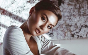 Foto Keren Agnez Mo Rayakan HUT RI ke-74 Sukses Bikin Netter Bangga dan Terharu
