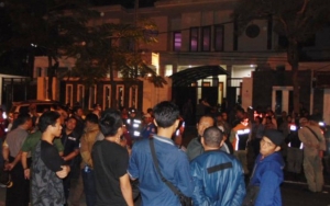 Asrama Papua di Surabaya Dikepung Lantaran Ada Foto Bendera Patah, 2 Mahasiswa Diduga Hilang
