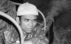 Ustaz Abdul Somad Dipolisikan Hina Salib, Postingan HUT RI Hingga Curhat Sabar Disorot