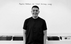 Tulus Ngobrol Bareng Presiden Jokowi di HUT RI ke-74, Tinggi Badan Jadi Sorotan