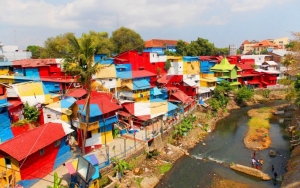 Kampung Kali Code Yogyakarta Berubah Menjadi Pelangi Pada Tahun 2015