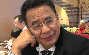 Hotman Paris Posting Ungkapan Bijak Soal Penyebab Timbulnya Kebiasaan Nyinyir