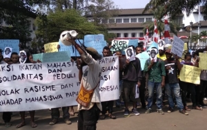 Polda Jabar Selidiki Dugaan Polwan Beri Miras Ke Mahasiswa Papua
