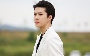 Sehun EXO Rekam Selfie Genit Pakai Ponsel Penggemar, Hasilnya Bikin Jantungan