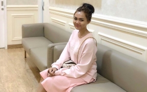 'Disemprot' Netizen Soal Umbar Aurat, Rina Nose Beri Balasan Menohok Tuai Pembelaan