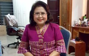 Dilaporkan Nikita Mirzani, Elza Syarief Bongkar Fakta Poppy Kelly Bukan Anaknya