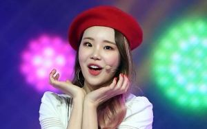 Beredar Foto Diduga JooE Momoland Pacari Cowok Misterius Picu Perdebatan Netizen