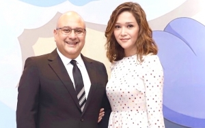 Makin Romantis, Irwan Musry Pepet Maia Estianty Di Atas Kasur Bikin Baper