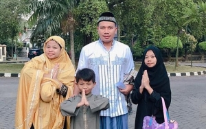 Pernah Masuk Pesantren, Ilmu Agama Vicky Prasetyo Jadi Sorotan Usai Lancar Lakukan Ini