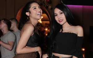  Lama Tak Jumpa, Lucinta Luna-Millendaru Menggila Goyang Mantul Pakai Baju 'Taplak Meja'