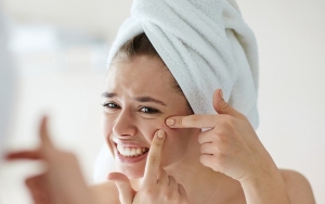 Wajahmu Sering Berjerawat? Perhatikan Apakah Sabun Cuci Muka yang Kamu Gunakan Sudah Tepat