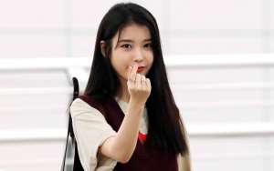 IU Syok Berat Sekaligus Curiga Penggemarnya Bertambah Belasan Ribu