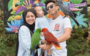Belum Genap 2 Tahun Sebentar Lagi Jadi Abang, Xabiru Putra Rachel Vennya Sudah Jago 3 Gerakan Salat 