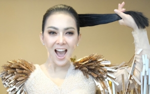 Momen Syahrini Panik Diusir Dari Bioskop Kembali Disorot, Harga Kacamata Bikin Ngelus Dada