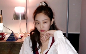 Wajah dan Leher Jennie BLACKPINK Terlihat Belang di Foto Baru Tuai Komentar Begini