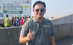 Farhat Abbas Sindir Hotman Paris Harga Baju Bukan 'Kaleng-kaleng' Langsung Banjir Nyinyiran Ibu-ibu