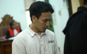 Jefri Nichol Pasrah Sidang Ditunda, Gaya 'Berantakan' Bikin Gemas