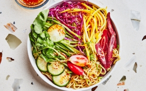 Salad Mie Ramen Pedas Yang Populer Di Negara Asia