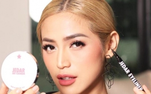Jessica Iskandar Juga Terjun ke Dunia Bisnis Kosmetik dengan Meluncurkan Jedar Cosmetics