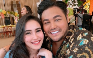 Diberitakan Tidur Bareng Ayu Ting Ting, Ivan Gunawan Akhirnya Beri Maaf